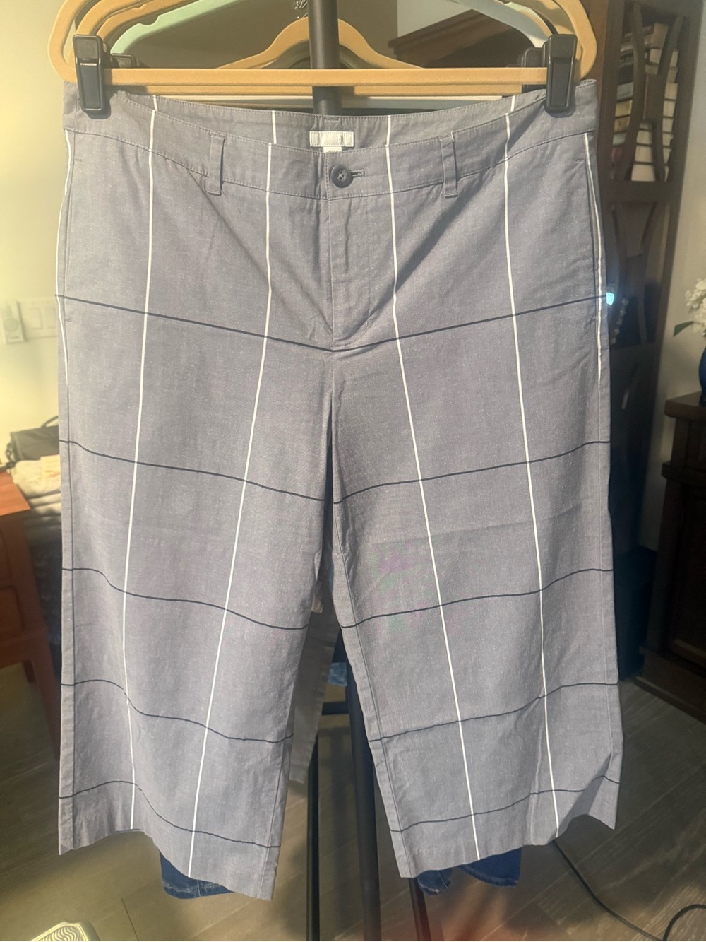 J Jill Striped Gray Cropped Pants